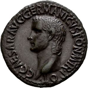 Caligula 37-41, Æ as, Roma 37-38 e.Kr. R: Vesta sittende mot venstre