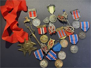 Samling med skytterlagsmedaljer o.l.