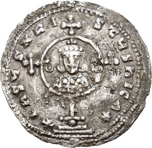 John I Zimisces. AD 969-976. AR miliarension, Constantinople mint, (2,35 g). + I?S?S XRI ST?S ?ICA *, cross set on globe above two steps, with crowned bust of John facing within central medallion; I-A, ?-N across fields / + I?A??, / ?? X'? AVTO/CRAT, ?VS??' / ?ASIL?VS / R?MAI?' in five lines. Double struck. Some horn silver deposits and metal flaws. Toned.