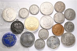 Lot. Samling med norske og utenlandske mynter, inkl. medaljer