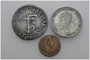 Lot 3 stk. forfalskninger 1/2 speciedaler 1832, 2 mark 1649 og 8 skilling 1709