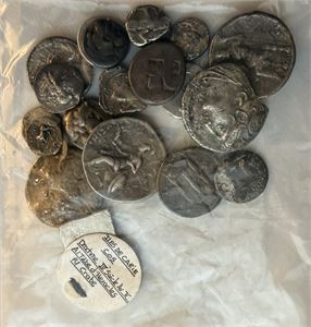 Lot with all sorts of coins