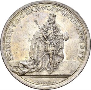 Frederik V, Salvingen 1747. Wahl. Sølv. 44 mm. Riper/scratches