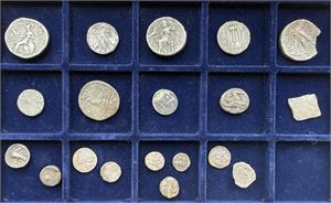 Large lot with ancient coins