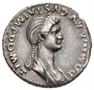 DOMITIA, g.m. Domitian, denarius, Roma 82-83 e.Kr. R: Domitia som Pietas sittende mot venstre.