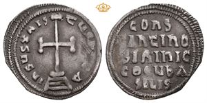 Constantine VI and Irene, AD 780-797. AR miliaresion (2,11 g; 20 mm)