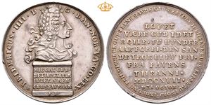 Frederik IV. Reformasjonsfesten 1717. Berg. Sølv. 41 mm. Små kantskader/minor edge nicks