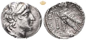 SELEUKID KINGS of SYRIA. Antiochos VII Euergetes (Sidetes), 138-129 BC. AR tetradrachm (13,76 g)