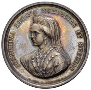 Dronning Josephines minnemedalje 1876. Weigand. Sølv. 27 mm. I original eske/in original box. Ex. Oslo Mynthandel a/s nr.15 5/10-1985 nr.27
