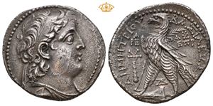 SELEUKID KINGS. Demetrios II Nikator, second reign, 129-125 BC. AR tetradrachm (13,67 g; 30 mm)