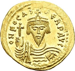 Phocas 602-610, AV solidus, Constantinople (4,49 g.). Draped and cuir. bust facing wearing crown and holding globe with cross/Angel stg. facing holding long staff and globe with cross