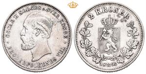 2 kroner 1892. Små riper og hakk, lett renset/small scratches and pecks, lightly cleaned