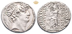 SELEUKID KINGS of SYRIA. Philip I Philadelphos, circa 95/4-76/5 BC. AR tetradrachm (15,51 g)