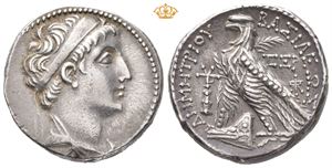 SELEUKID KINGS of SYRIA. Demetrios II Nikator. First reign, 146-138 BC. AR tetradrachm (14,09 g)