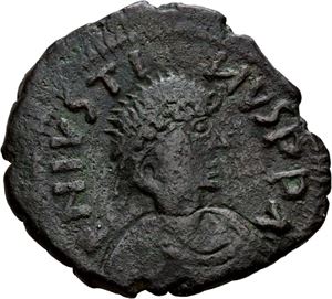 Justin I 518-527, Æ follis, Thessalonica. R: Stor M