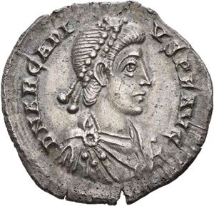 Arcadius 383-408, siliqua, Milano 397-402 e.Kr. R: Roma sittende mot venstre