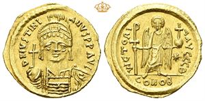 Justinian I. AD 527-565. AV solidus (4,38 g).