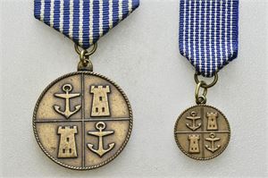 Sjøforsvarets vernedyktighetsmedalje. Med miniatyr