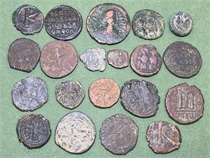 Byzantine lot # 6. Lot of 20 byzantine bronze coins of various denominations.