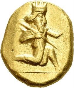 PERSIA, Achaemenid Empire. Darios I to Xerxes II, circa 485-420 BC. AV daric (8,17 g). Sardes mint. Persian king or hero in knee-running position, wearing kidaria and kandys, holding spear in right hand and bow in left hand / Incuse punch. Well struck.