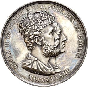 Oscar II. Erindringsmedalje fra kong Oscar II og dronning Sophies kroning 1873. Kullrich/Weigand. Sølv. 42 mm