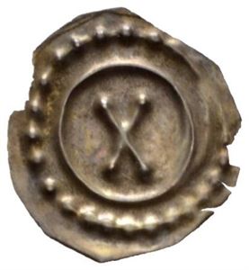 Sverre Sigurdsson (1177-1202) Brakteat med bokstaven X (0,06 g).