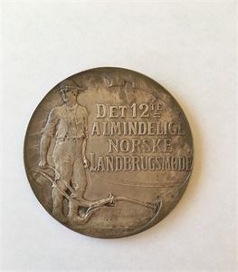 Det 12. almindelige Landbruksmøte Kristiania 1907. Sølv. 56 mm