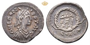 Leo I, AD 457-474. AR siliqua (1,22 g)