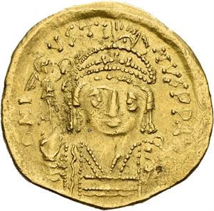 Justin II 565-578, light weight solidus, Constantinople (3,66 g).  R: Constantinopolis sittende. 20kt. In ex. OBXX.