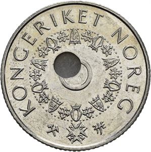 5 kroner 1998. Feilsentrert hull/hole off center