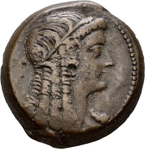 Egypt, Ptolemaeus VI Philometor 180-145 f.Kr.,m Æ28; Paphos. Hode av Cleopatra I mot høyre/Ørn stående mot venstre