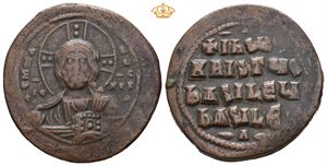 Anonymous folles - Basil II and Constantine VIII, circa AD 976-1025. Æ follis (18,50 g; 34,5 mm)