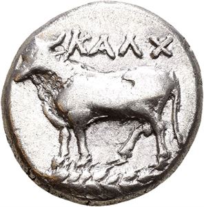 BITHYNIA, Kalchedon, 4.årh. f.Kr., drachme (5,25 g). Okse stående mot venstre/Inkus
