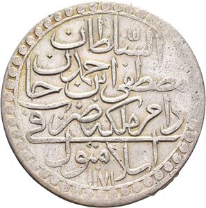 Mustafa III, 2 zolota år 8 (=1764)