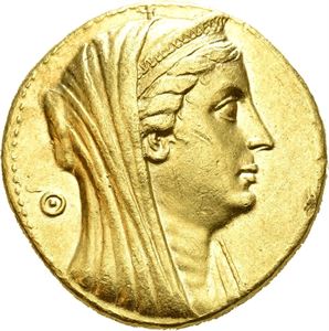 PTOLEMAIC KINGS of EGYPT. Arsinöe II, died 270/268 BC. AV mnaieion &#39;octadrachm&#39; (27,71 g). Posthumous issue. Alexandria mint. Struck under Ptolemy II circa 253-246 BC. Veiled head of Arsinöe II to right, wearing stephane, &Theta; to left; lotus-tipped scepter behind / A&Rho;&Sigma;INOH&Sigma; &Phi;I&Lambda;A&Delta;E&Lambda;&Phi;OY, double cornucopiae bound with royal diadem. A few hairlines and tiny marks. Some original luster preserved around the legends.