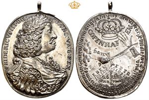 Frederik III. Freden i København 1660. HLT. Sølvblikk. 35x42 mm med hempe