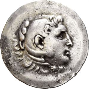 AEOLIS, Temnos. Circa 188-170 BC. AR tetradrachm (16,58 g). In the name and types of Alexander the Great of Macedon. Head of Heracles to right, wearing lion skin headdress / A?E?AN?POY, Zeus Aëtophoros seated left, holding eagle and resting hand on sceptre; monograms to left, under arm; oinochoe within vine tendrils in front of feet. Several tiny old marks and scratches. Lightly toned.