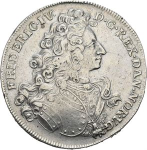 FREDERIK IV 1699-1730. Reisedaler 1704. Liten ripe/minor scratch. S.8