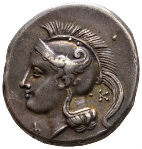 LUCANIA, Velia, 300-280 f.Kr., didrachme (7,44 g). Hode av Athene mot venstre/Løve gående mot venstre. Ex. Oslo Myntgalleri a/s nr.3 24/11-2013 nr.1562