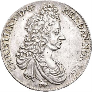 CHRISTIAN V 1670-1699, KONGSBERG Speciedaler 1696. "Saadan Nordens…". Blankettfeil/planchet defect. S.16