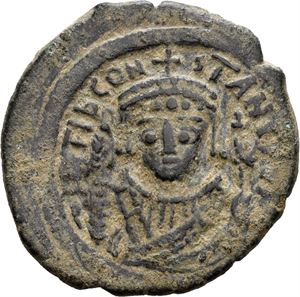 Tiberius Constantin 578-582, Æ follis, Constantinople 579-580 e.Kr. R: Stor M